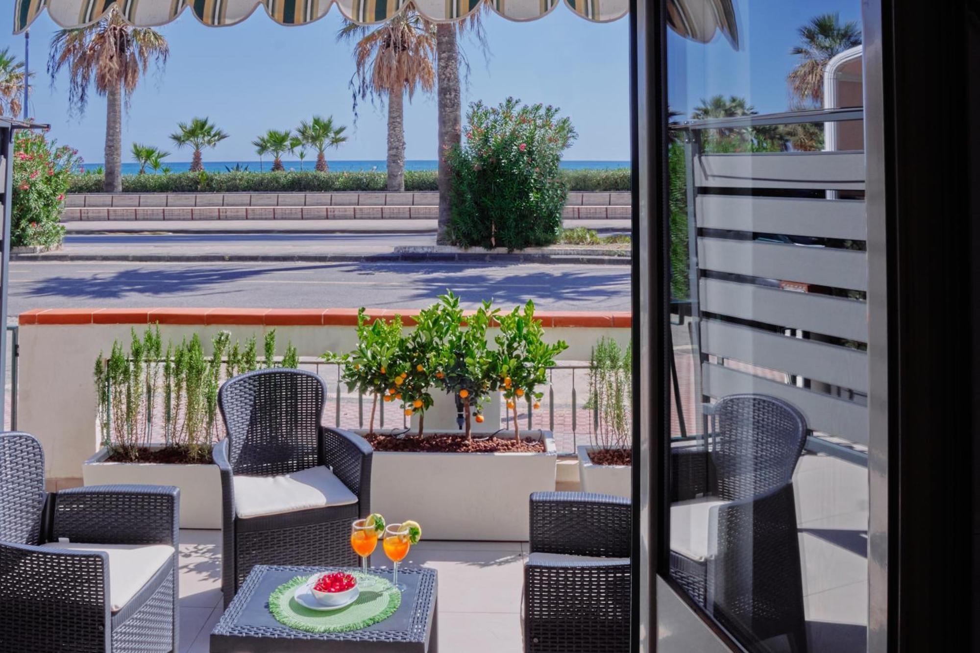 サン・レオーネCasa Al Mare Circeアパートメント エクステリア 写真